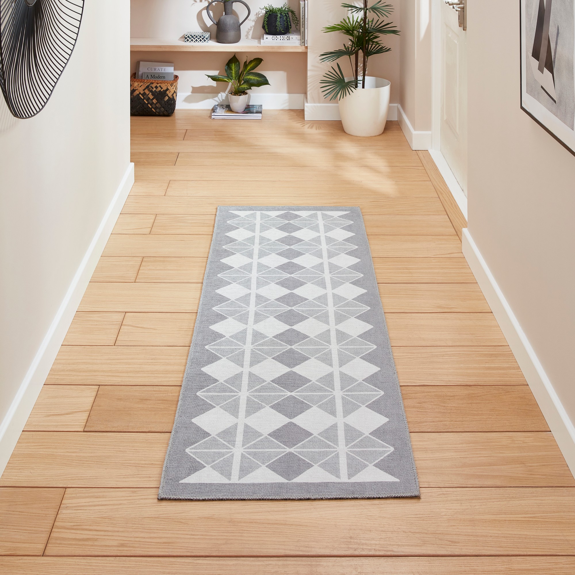 Victoria H1184 Modern Geometric Washable Runner Rugs In Grey Light Grey